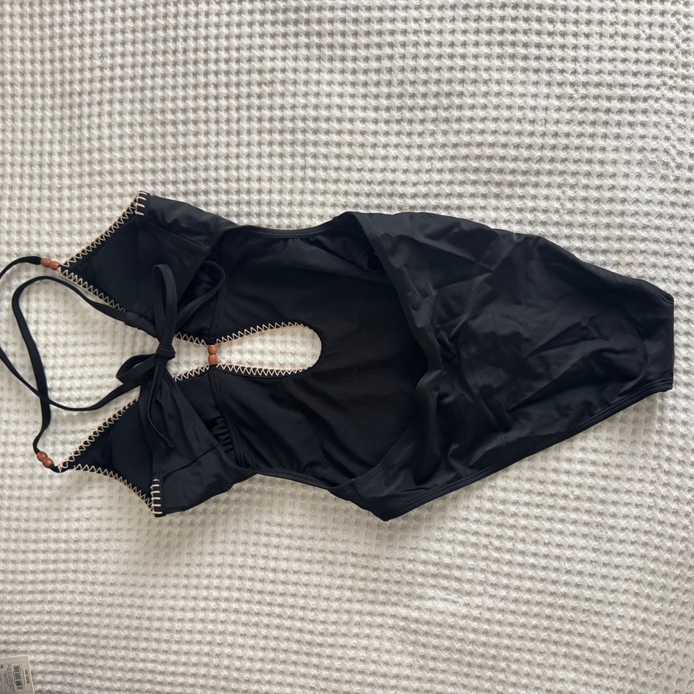 Women’s Black Plunge One-Piece Swimsuit with Decorative Trim Shade & Shore NWOT - Picture 5 of 8
